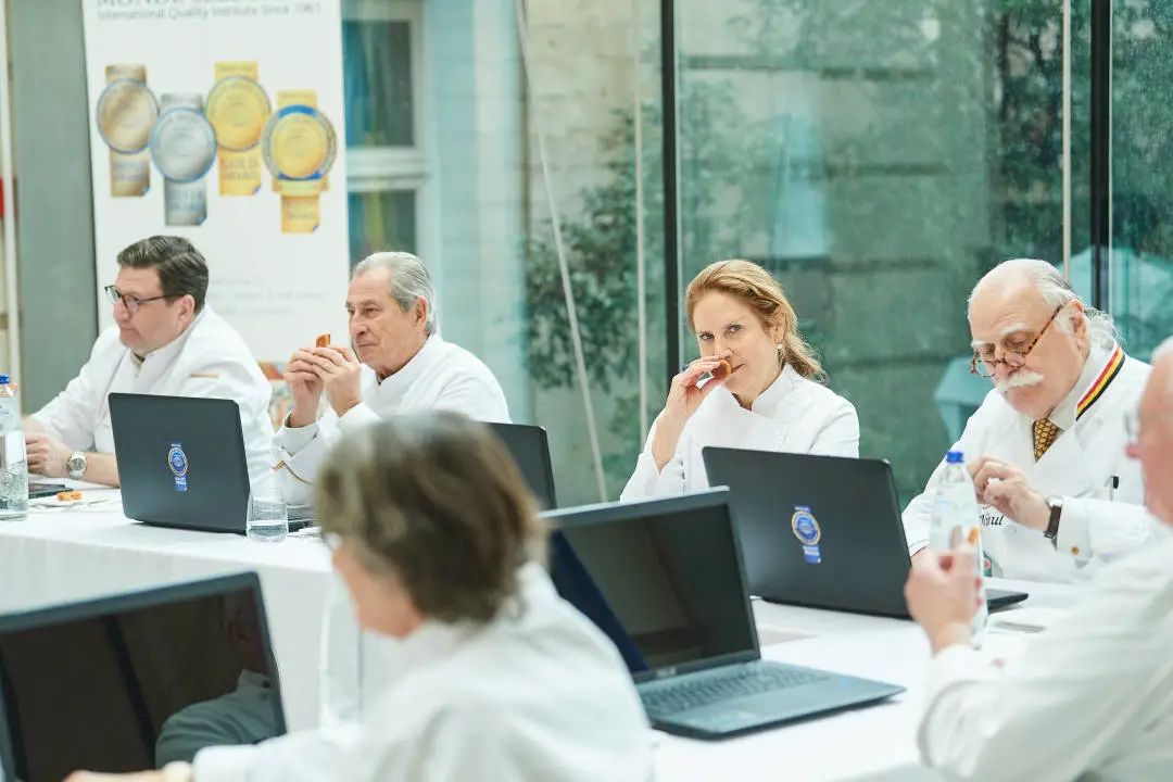 世界舞臺(tái)秀出中國(guó)品質(zhì)！華美月餅系列產(chǎn)品榮膺“蒙特獎(jiǎng)”