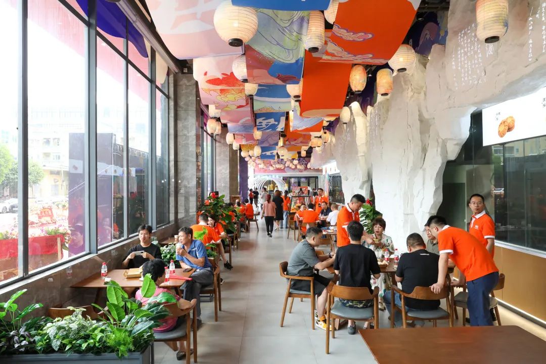 “聚勢新生·攜手共贏”2023華美月餅營銷峰會(huì)圓滿成功！