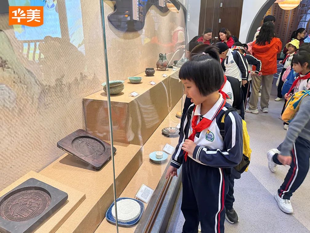華美月餅夢(mèng)工廠：開啟文化探索新旅程